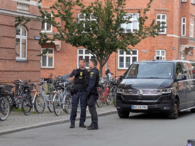 Politiet til stede ved kiosk