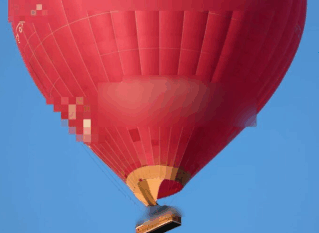 Flere sårede i luftballonulykke: En person er afgået ved døden