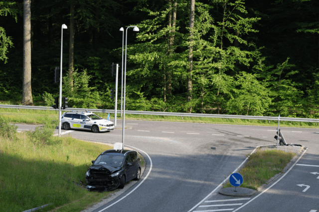 Rammer lysregulering: Hårdt frontalt sammenstød