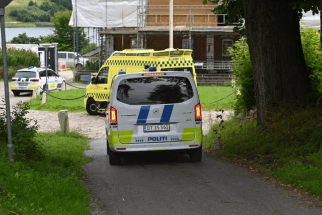 Kvinde påkørt og tæsket: Politiet søger hjælp til at finde hendes redningsmand
