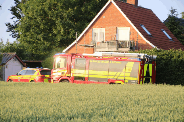 En tilskadekommen i bygningsbrand