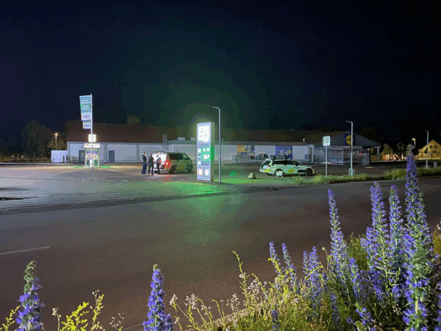 Mand ramt af flere knivstik ved Lidl
