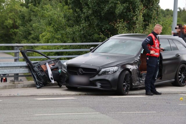 Voldsomt uheld omkring afkørsel