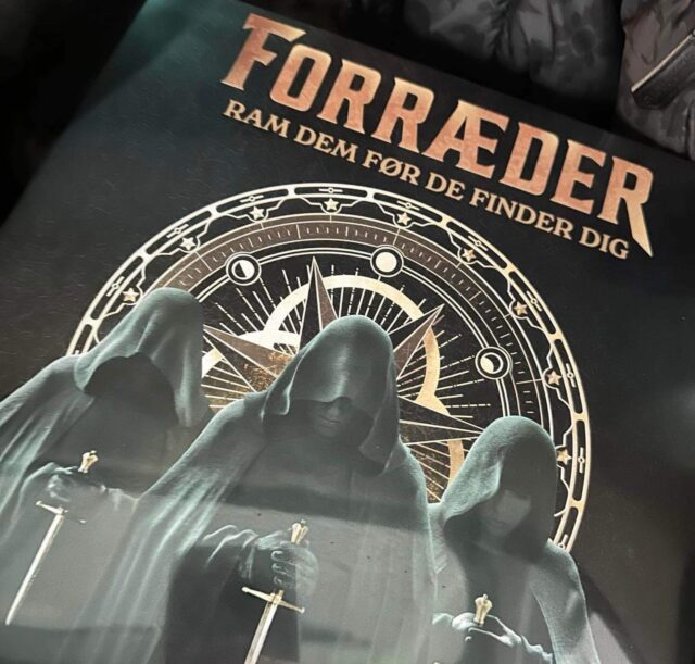 Smaskforelsket: “Forræder”-babe i ny romance