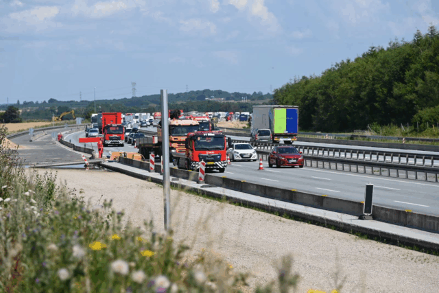 Forvent forlænget rejsetid: Stort oprydningsarbejde i gang