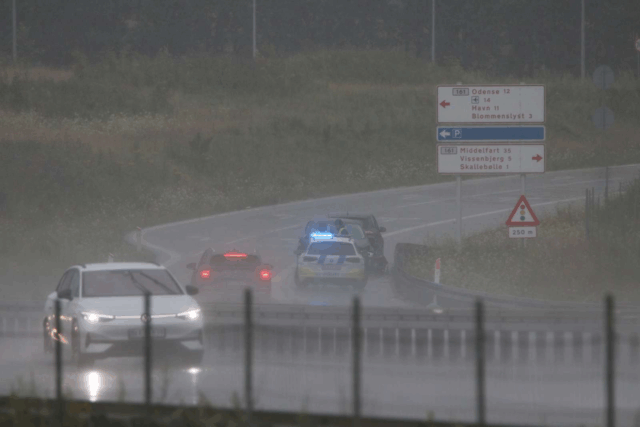 Uheld spærrer motorvejsspor