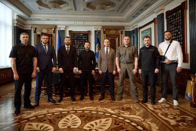 Dramatiske scener i Ukraine: Nu sker vild udvikling