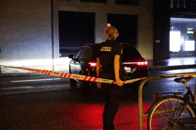 Knivstikkeri midt i Aarhus: Politi massivt til stede