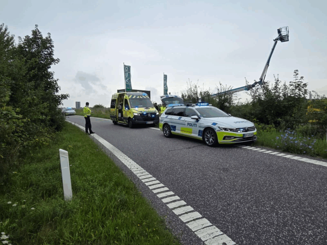 Motorcykel forulykker ved motorvej: Afkørsel spærret