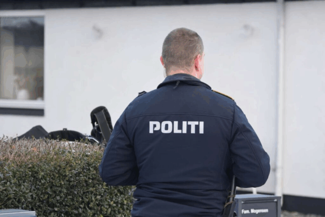 71-årig kvinde dukkede op med jernstang: Nu er hun dømt