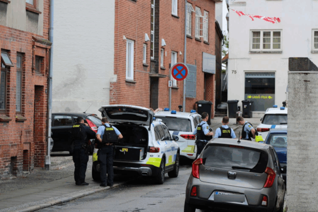 Anholdt efter stor udrykning: Drama på åben gade