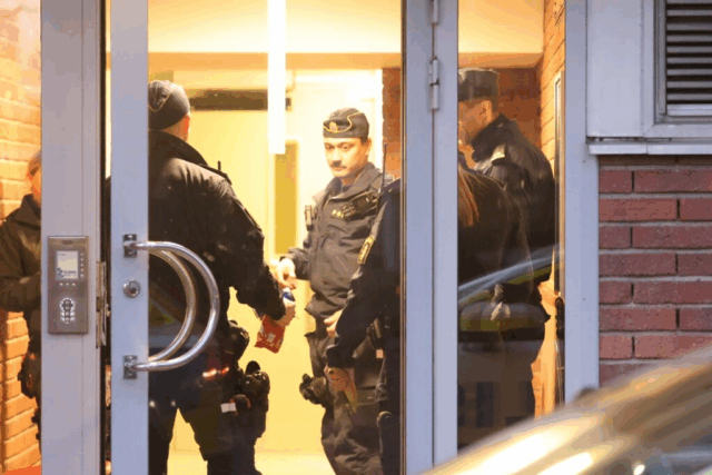 Hastet på hospitalet efter kæmpe eksplosion i boligkvarter