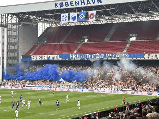 Fest og pyro: FCK snupper sejren i sidste træningskamp