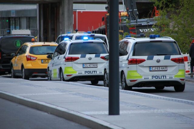 Voldeligt overfald på åben gade: Brugte machete-lignende genstand