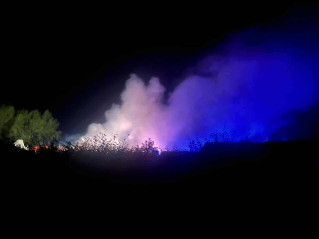 Voldsom brand i nat: Hus reduceret til ruiner