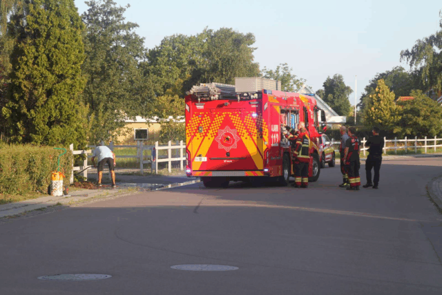 Ukrudtsbrænding endte i flammer