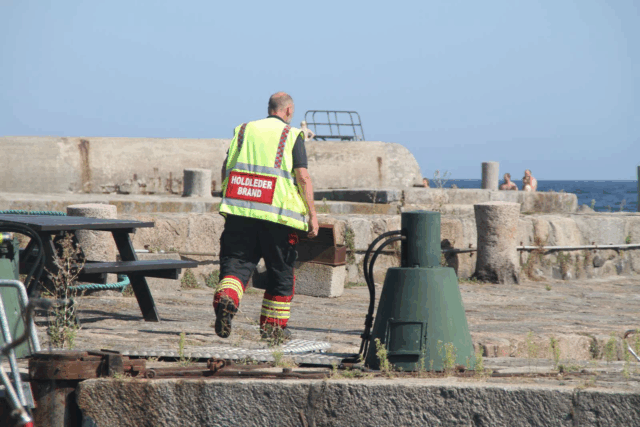 Bornholm: Brandvæsenet rykker ud til havn