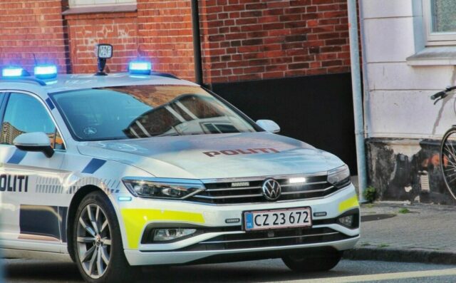 Voldsomt overfald: Ung mand i kritisk tilstand
