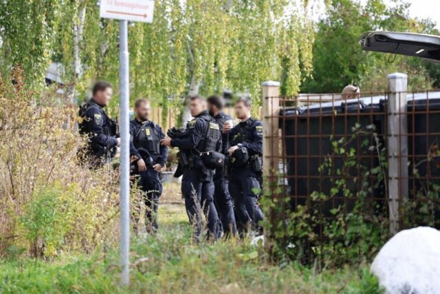 LIGE NU: Politiet lukker vej – stor aktion i gang