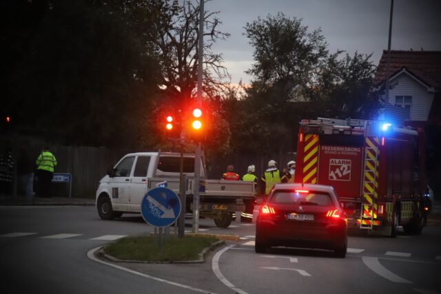 Politi og brandvæsen rykker ud til færdselsuheld