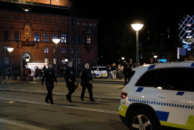 Seks indvandrerbørn bag brutalt overfald på Rådhuspladsen