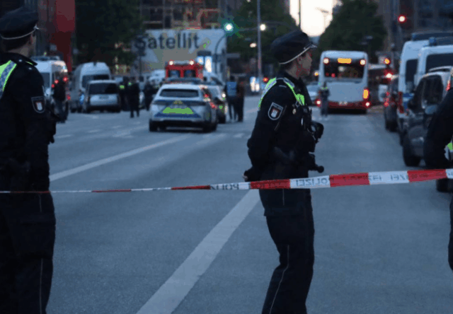 Datter går amok: Nu kæmper lægerne for borgmesters liv