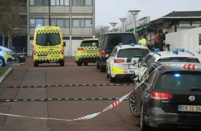 Bjørn forblødte i entreen efter 17 knivstik: Nu er der givet advarsel om udvisning
