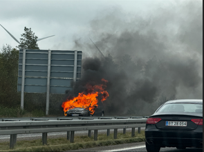 Køretøj i brand på Midtjyske Motorvej