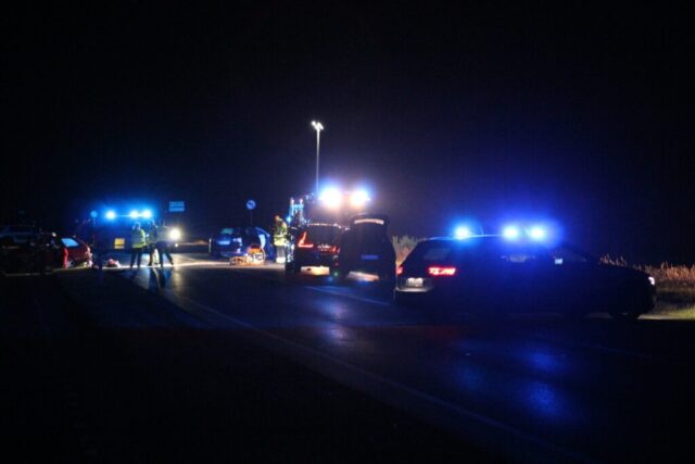 Motorcyklist i kritisk tilstand efter soloulykke