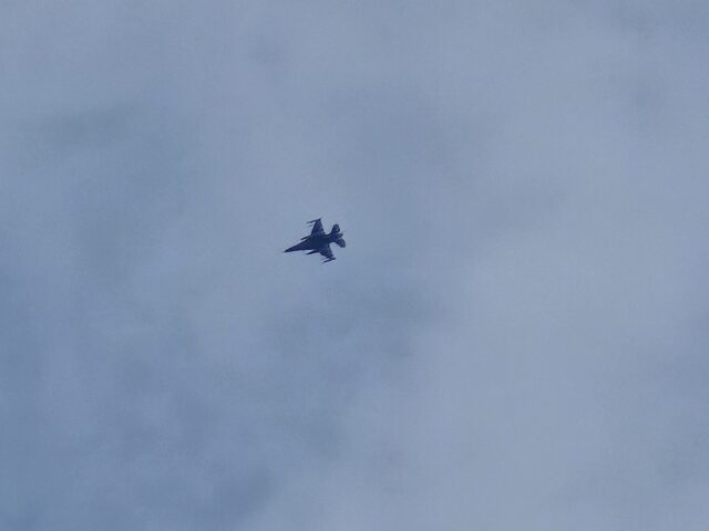 Russiske droner krænker luftrum: Kampfly er sendt på vingerne