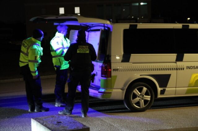 Grusom sag: Skød mand i maven og råbte dødstrusler til betjente