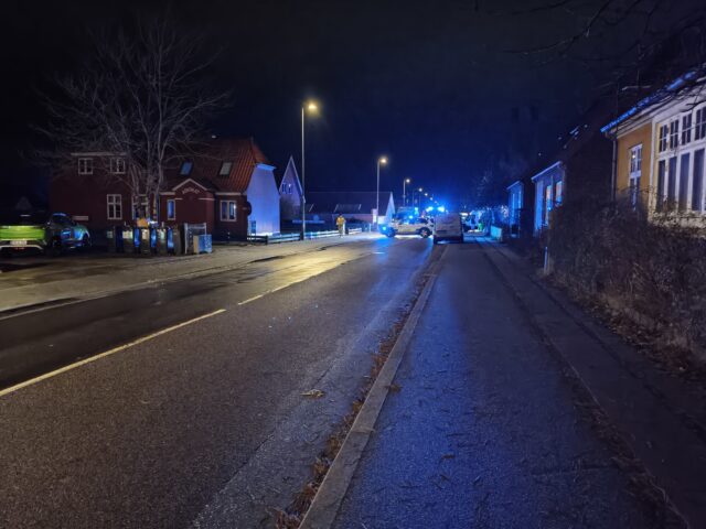 Kabinescooter indlandet i voldsom ulykke: Kørt på hospitalet