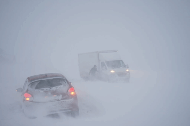 Kan koste dig dyrt i vintervejret: Fire problemer du skal være opmærksom på som bilejer