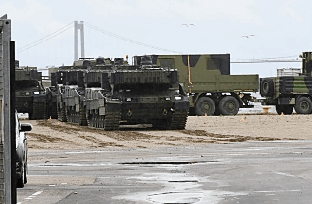 Eksplosioner i Nato-land: 10.000 soldater sendes nu afsted