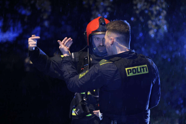 Lyngby: Person bringes på hospitalet