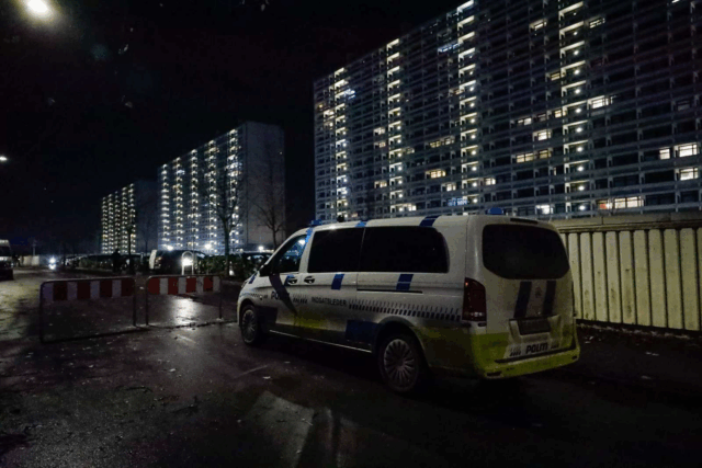 Mystisk politiaktion: Indsatsleder og taktisk enhed i boligområde