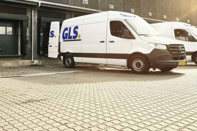 Advarer danskere forud for Black Friday og julegavehandel