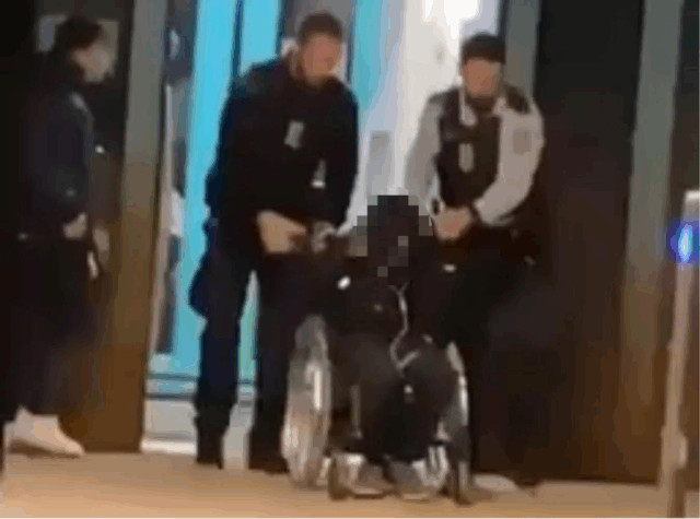 Kvinde i kørestol dræber cyklist