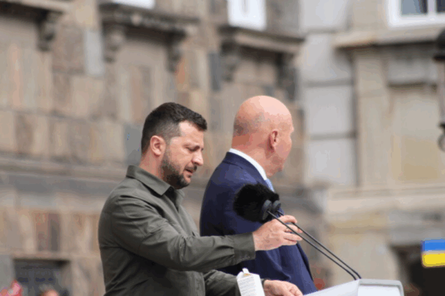 Zelenskyjs eksstabschef ransaget under chokerende omstændigheder: Nu tager han til fronten