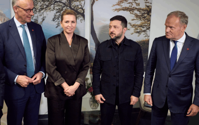 Zelenskyj: ‘… vi åbner nu i København’