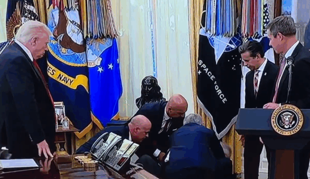 SE VIDEOEN: Meldinger om Novo Nordisk-topchef kollapser i Det Hvide Hus