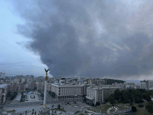 LIGE NU: Ukraines hovedstad under massivt angreb