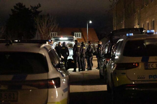 LIGE NU: Massiv politiaktion – mindst syv patruljevogne på adresse