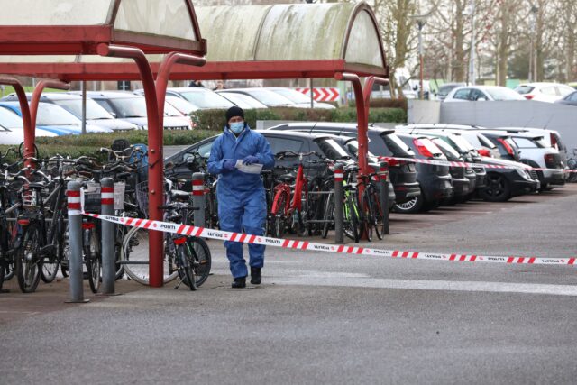 Toårig dreng dræbt efter fald fra højhus: 32-årig mand anholdt