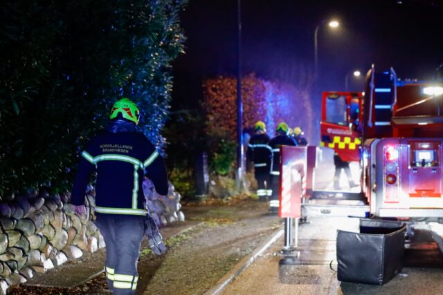 ‘Ambulancen er lige ankommet med blå blink’