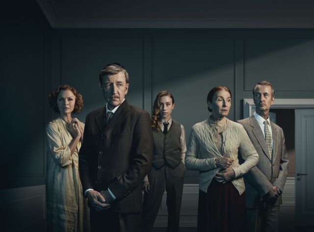 Klassiker vender tilbage med stjernespækket cast