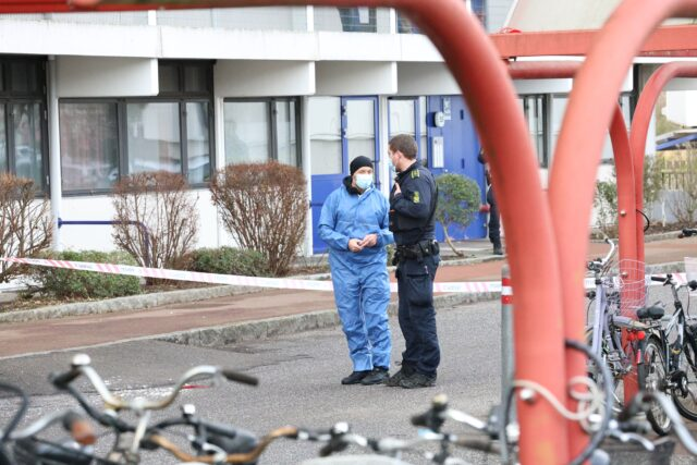 Tidligere dømt for knivdrab – nu mener politiet at han har dræbt toårig