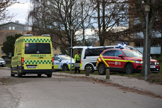 Brand juleaftensdag: Stort opbud af udrykningskøretøjer i boligområde