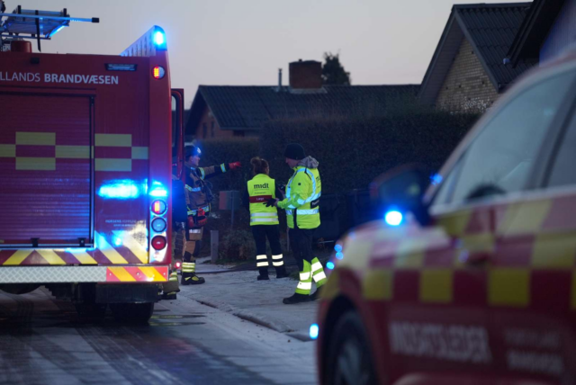 Lægepersonale holder standby: Stor udrykning