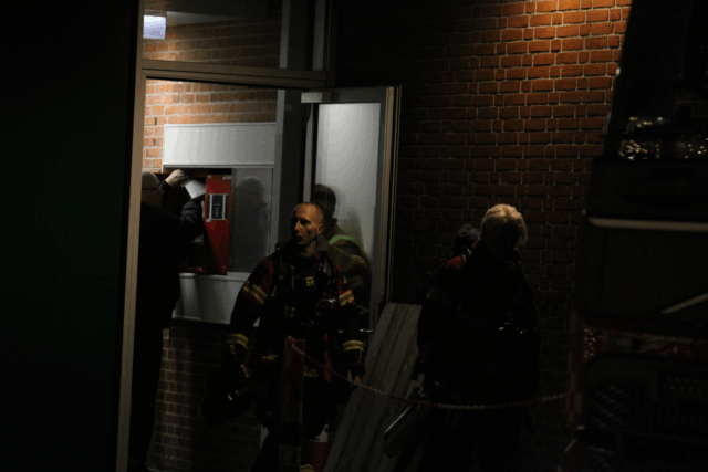 Udrykningskøretøjer sendt mod Campus Bornholm